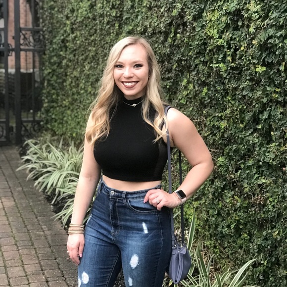 Meet your Posher, Joy - Picture 8 of 12